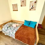 Charming Cozy Retreat - Terrace & Private Balcony Отель типа 