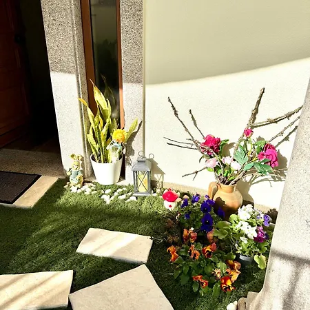 Charming Cozy Retreat - Terrace & Private Balcony