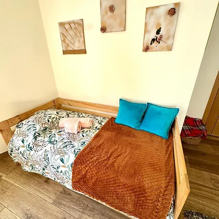 Charming Cozy Retreat - Terrace & Private Balcony Bed & Breakfast 3*